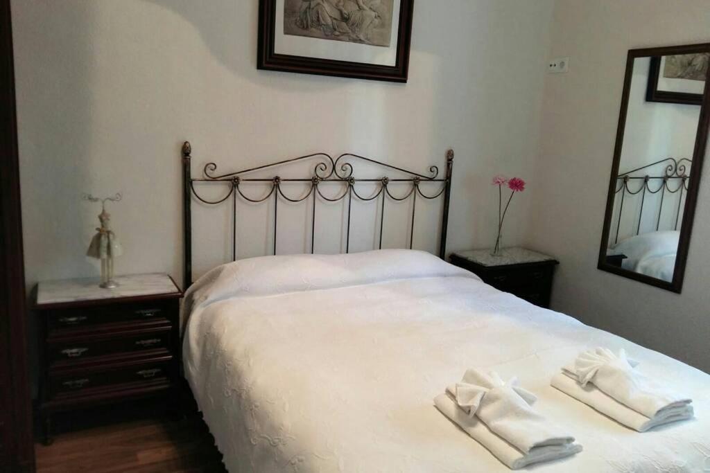 Apartamento Al-Zhara, Junto Puente Romano Lägenhet Córdoba Exteriör bild